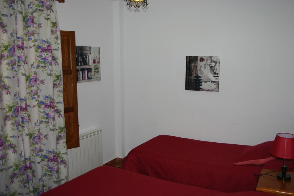 בוביון Hostal Rural Las Terrazas De La Alpujarra מראה חיצוני תמונה